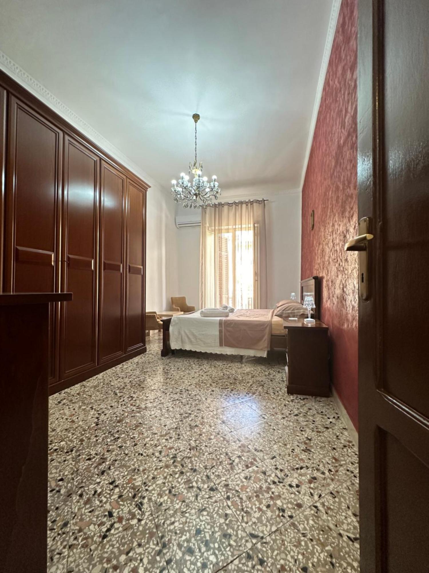 "La Piazza"Di Nino&Daniela Villa Capaci Kültér fotó